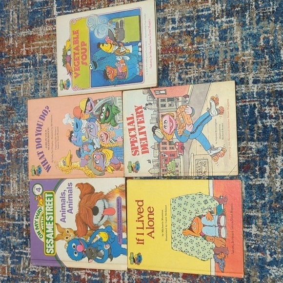 Sesame Street Book Club Set of 5 Hardback Books - Used - Picture 1 of 16